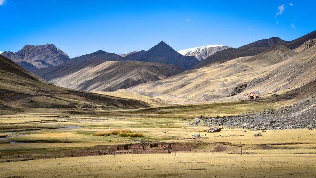 Stunning Andean mountain landscapes in the Chillca Valley. Ausungate, Cusco, Peru