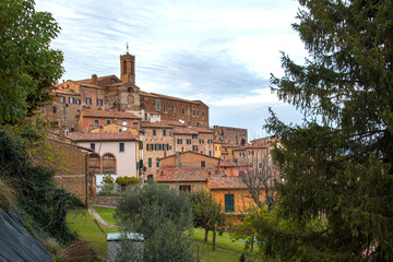 Fototapeta na wymiar Panoramic view of Montepulciano, a small town of Etruscan origin located in the province of Siena, Italy.
