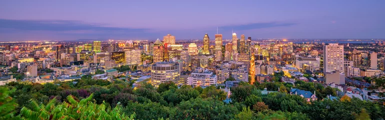 Crédence de cuisine en verre imprimé Canada Montreal from top view at sunset in Canada