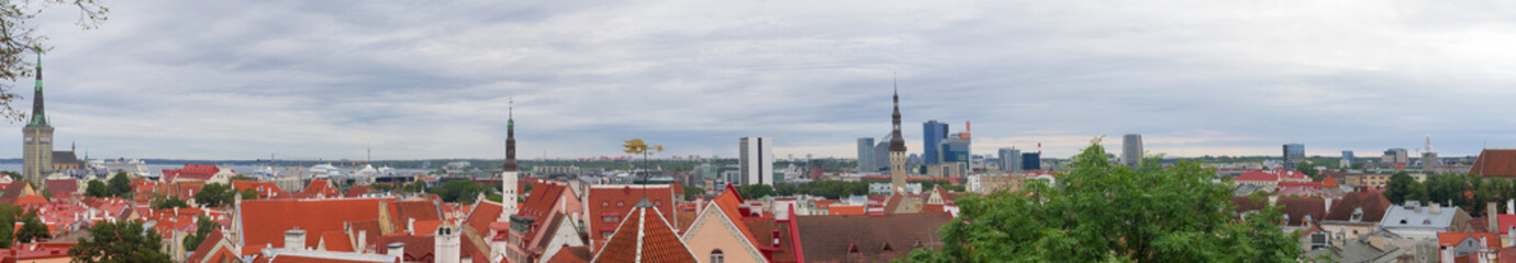 Fototapeta na wymiar Panoramic view of old Tallinn, Estonia.