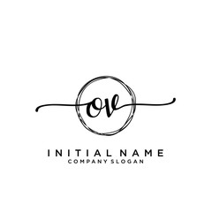 Obraz premium OV Beauty vector initial logo, handwriting logo.