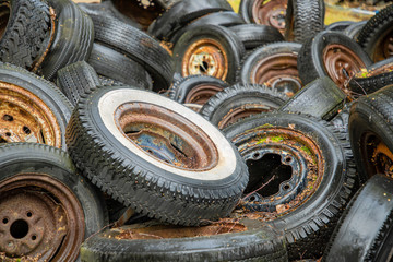 Nostalgie auf dem Autofriedhof in Bastnäs, Schweden