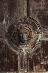 detail, brown, grunge, weathered, old, lion head, lion's head, ornaments, closeup, decorative, animal, mane, workmanship, sculpture, adornment, architecture, vintage, ancient, symbol, face, home, lion