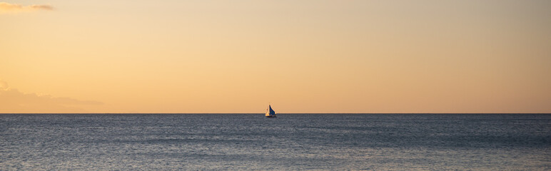 Coucher de soleil plage de la Perle Basse Terre Guadeloupe France