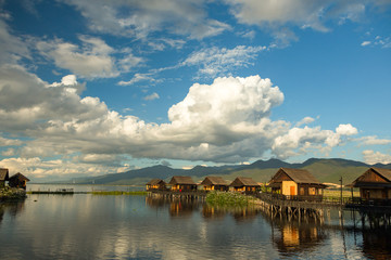Hotel auf dem Inle See in Myanmar