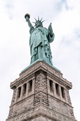 Fototapeta premium Statue of Liberty seen from down under