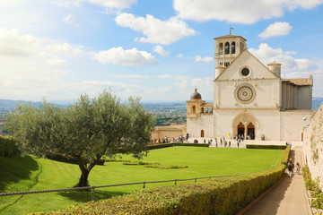 Fototapeta na wymiar Famous Basilica of St. Francis of Assisi, Umbria, Italy.