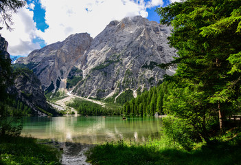 Pragser Wildsee Südtirol Lago di Braies Seekofel Italien Dolomiten Bergsee Rudern Wandern Alpen...