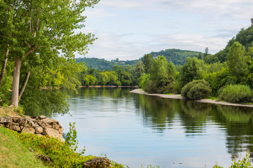 Obraz premium River dordogne in aquitaine