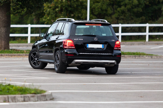 Mercedes Suv Photos Royalty Free Images Graphics Vectors Videos Adobe Stock