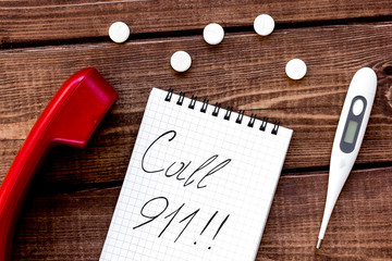 concept calling doctor to home check up top view