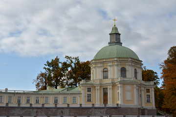Obraz premium right wing of the Menshikov palace in Oranienbaum near Saint Petersburg, Russia