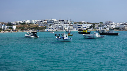 Obraz premium Photo of famous sandy turquoise beach of Ammos near main port of Koufonisi island, Small Cyclades, Greece