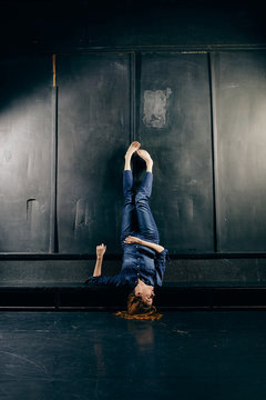 Professional ballet dancer on stage.