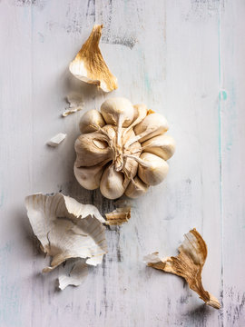 head of garlic