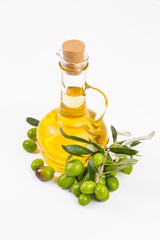 Green olive and olive oil 