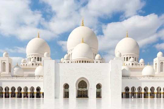 Sheikh Zayed Grand Mosque in Abu Dhabi, the capital city of United Arab Emirates.