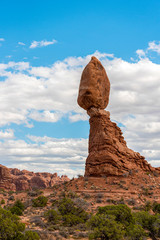 Fototapeta na wymiar Balanced Rock in the Arches National Park, Utah/USA