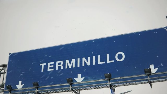 Airplane Landing Terminillo in Christmas