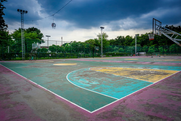 An old sport court in a cloudy day