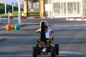 Wheel - a disk that rotates freely on the axis, allowing the body placed on it to roll