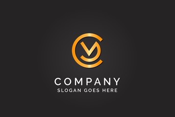 Obraz premium Luxury initial letter CM golden gold color logo design. Tech business marketing modern vector