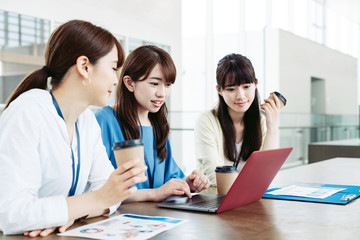 Fototapeta premium 女性グループ