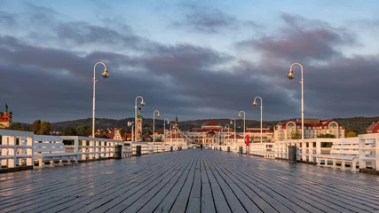 Photo sur Plexiglas La Baltique, Sopot, Pologne The Sopot Pier and beautiful cityview/cityscape of Sopot, Poland. Early morning. October.