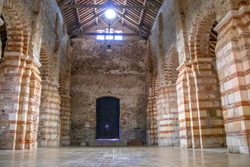 Saint-Philbert-de-Grand-Lieu. Intérieur de l'abbaye bénédictine. Loire-Atlantique. Pays de Loire	