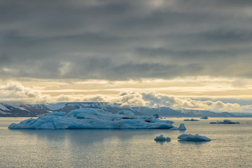 Fototapeta na wymiar Glaciers, ice, glacier fronts morains the landscape of Spitsbergen.