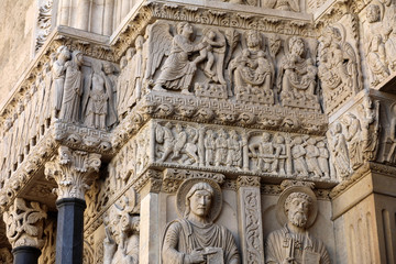Details of the west portal  Saint Trophime Cathedral in Arles, France. Bouches-du-Rhone,  France