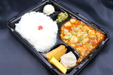 麻婆豆腐弁当