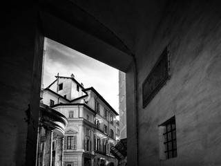 Walking in the alleys of Rome 6