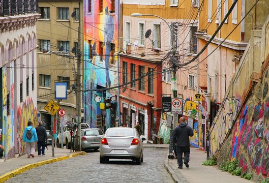 Streets of Valpara&iacute;so, Chile