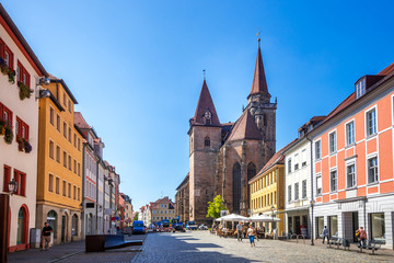 St. Johannis Kirche und Martin Luther Platz, Ansbach, Bayern, Deutschland 