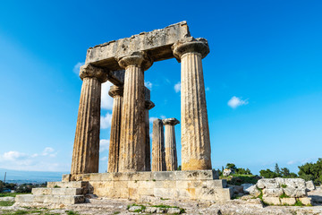 Fototapeta premium Temple of Apollo in ancient Corinth, Greece