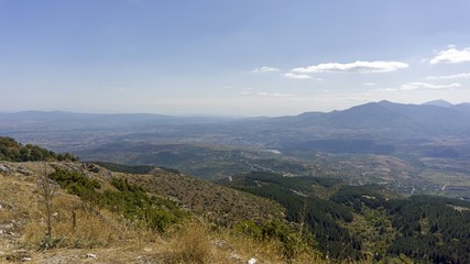 Fototapeta na wymiar scenic view over skopje from a mountain