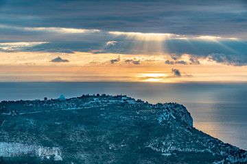 Lever de soleil sur la mer