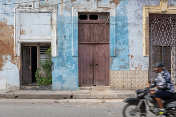 Old run down Cuban house in Matanzas (September 2019)
