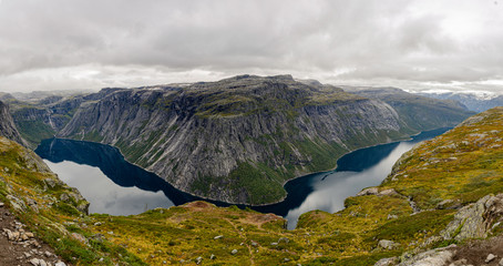 Hike Trolltunga