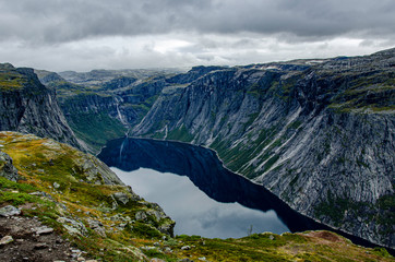 Hike Trolltunga