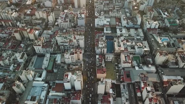  Aerial view of cars accelerating and running - Buenos Aires - Drone