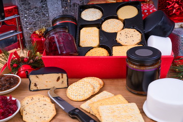 Cheese and Crackers Christmas Hamper