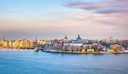 Fototapeta na wymiar Central Stockholm, Skeppsholmen a cold winter day