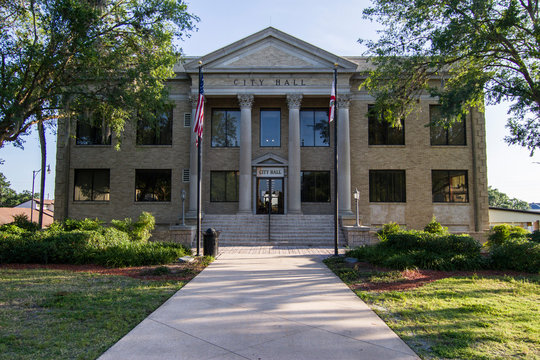 Leesburg City Hall 