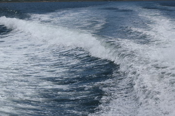 Boat waves XIII
