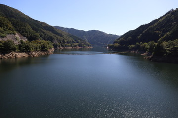 Obraz na płótnie Canvas 奥矢作湖（ダム湖）