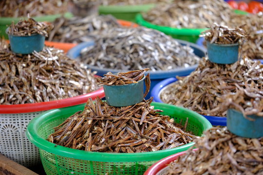 Indonesia Sumba Pasar Inpres Matawai - small dried fish