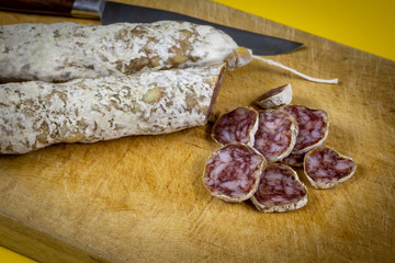 saucisson sec et pain