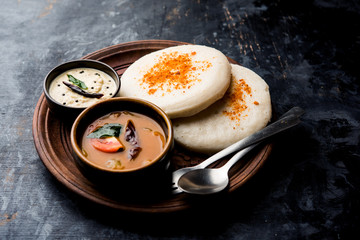 Thatte or Taste Idli also known as Plate Idly is a Popular south Indian Food, served with sambar and chutney. 